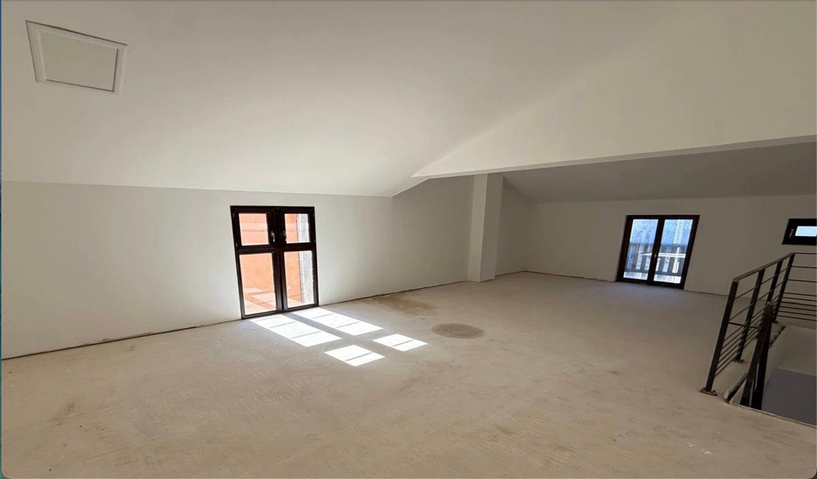Upper level of the 125 m² house, volumes under the eaves